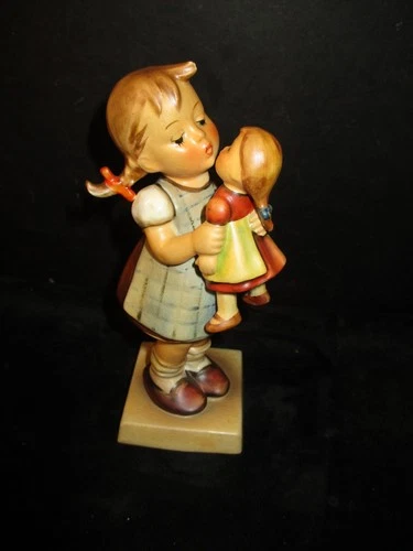 Hummel Goebel Figurine KISS ME with SOCKS #311 TMK 4  Made in Germany V401 LL PH