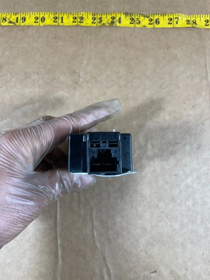 Volkswagen TIGUAN 2012-2017 - Antena estrangulador de supresión de ruido 5N0035570A OEM. Foto 2 de 4