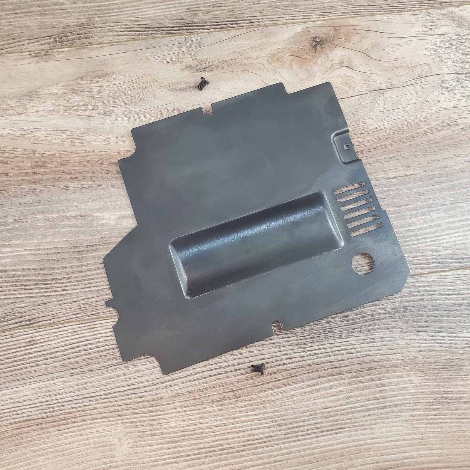 Kenmore 8 158.13412 Sewing Machine Replacement OEM Metal Bottom Plate 2 Screw