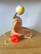 Vintage 1978 Fisher Price Seal w/Ball Pull Toy #694