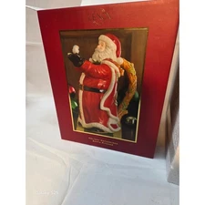 Lenox Holiday Gatherings Santa Pitcher Festive Christmas Serving Drinkware Gift