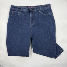Gloria Vanderbilt Jeans Womens 14 Blue Medium Wash Amanda Capri Relaxed 5-Pocket