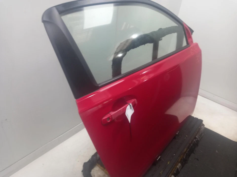 TOYOTA IQ Right Front Door O/S 2008-2015 3P0 3 Door Hatchback  - Image 2 of 4