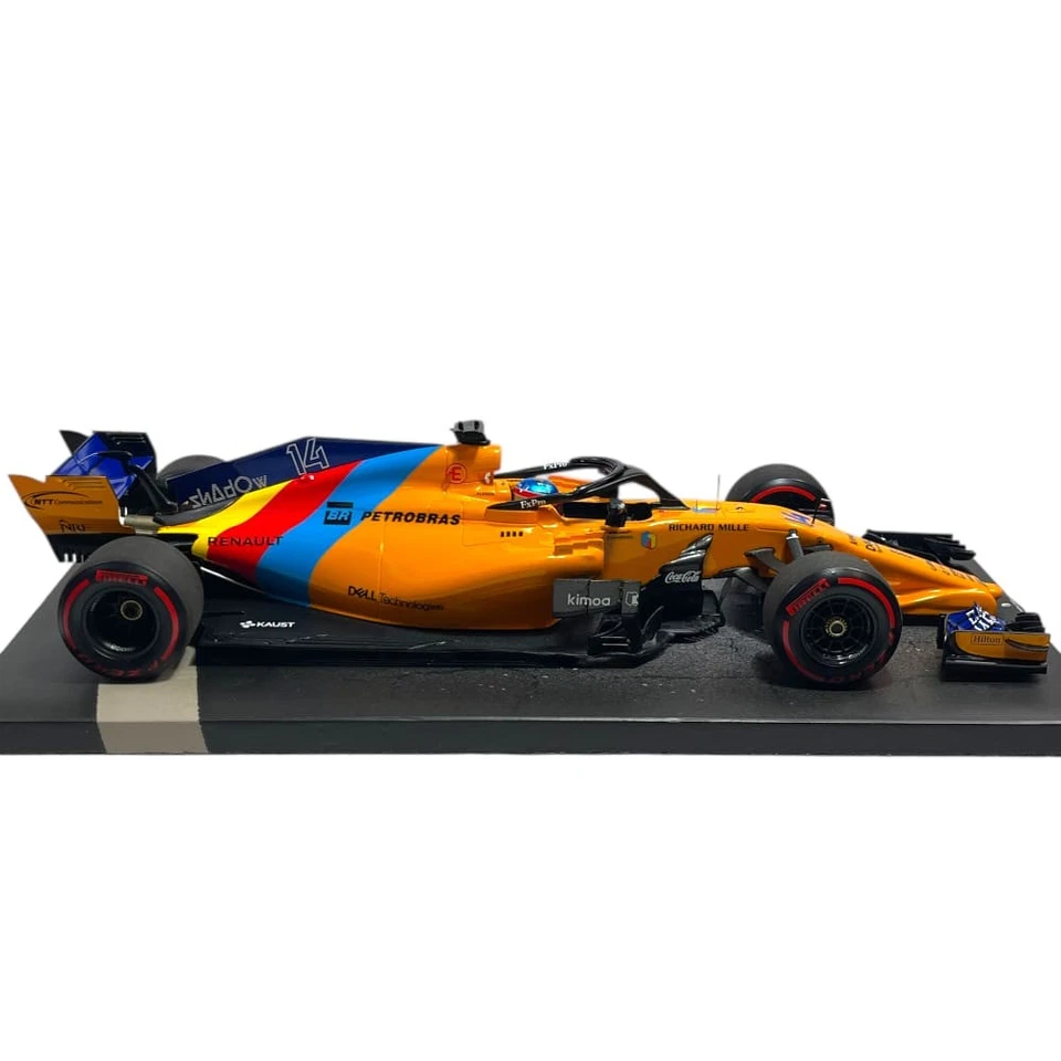 Modellino F1 Minichamps 1/18 McLaren Renault MCL33 Last F1 Race Abu Dhabi GP ... - Immagine 3 di 4