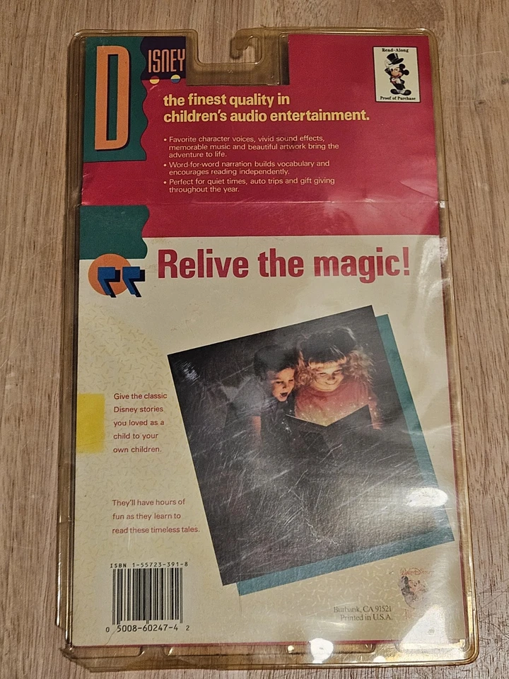 Cinta de libro y casete Disney Aladdin Read Along 1992 paquete dañado sin usar Foto 2 de 4