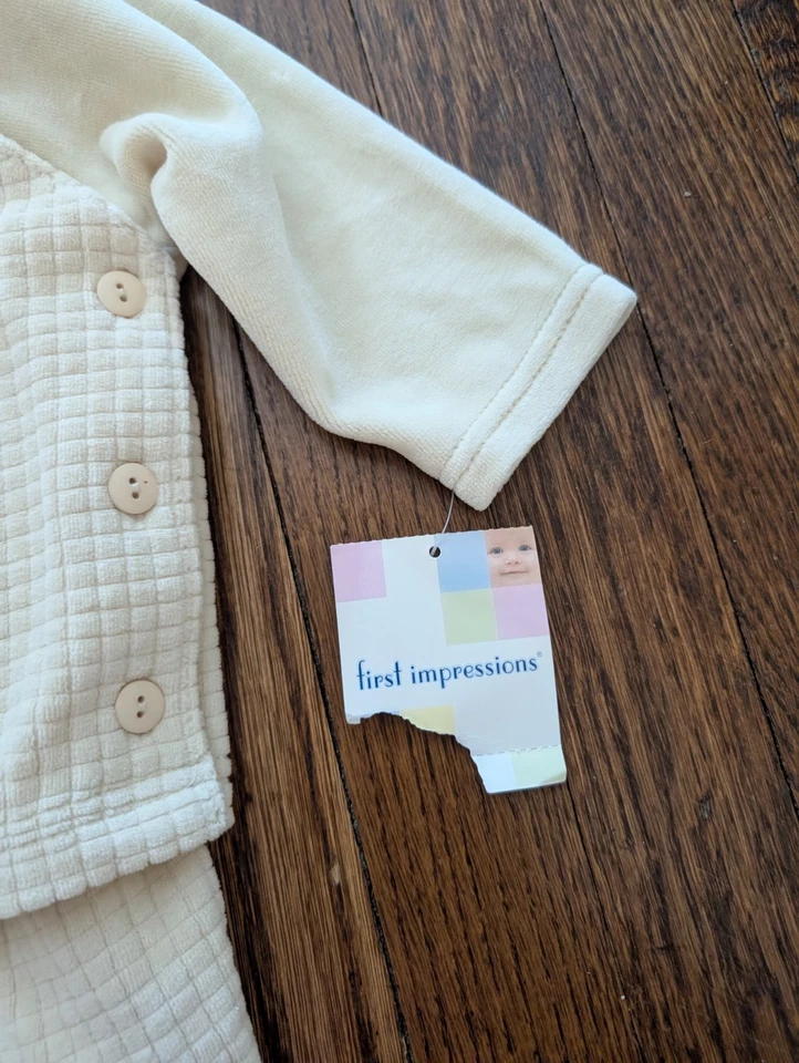 Nuevo con etiquetas Conjunto Vintage Bebé Primeras Impresiones 3-6 Meses 2 piezas Osos Patas con Hangar Foto 4 de 4