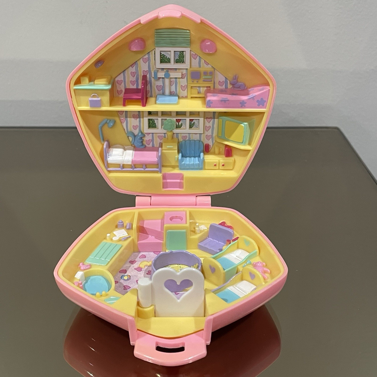 Vintage Polly Pocket Polly In The Nursery 1992 Bluebird Pink Hexagon COMPLETE