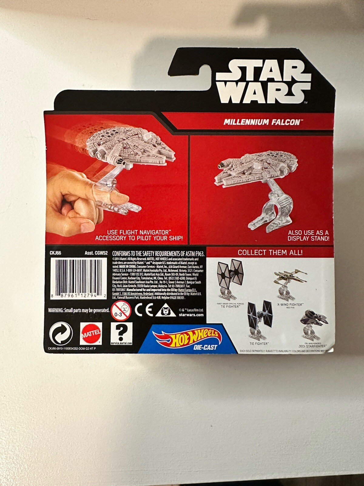 Star Wars Hot Wheels 2014 Die-Cast Millennium Falcon New In Box