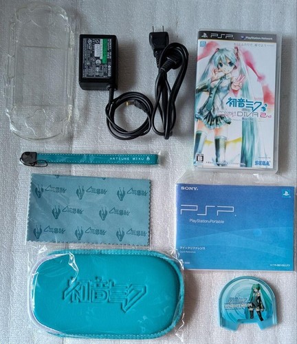 Project DIVA 2nd PSP 3000 Hatsune Miku with accessories main body memory stick - Picture 2 of 8