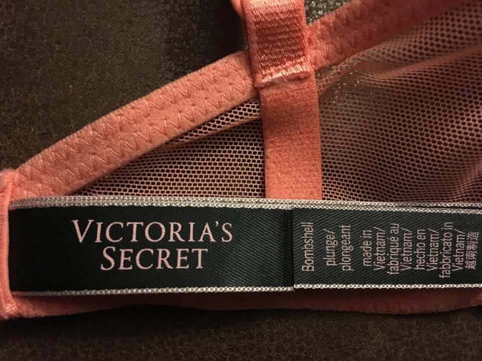 VICTORIA SECRET BOMBSHELL BRA ADD 2 CUP PLUNGE Super Push UP NEW Shine Strap - Image 4 of 4