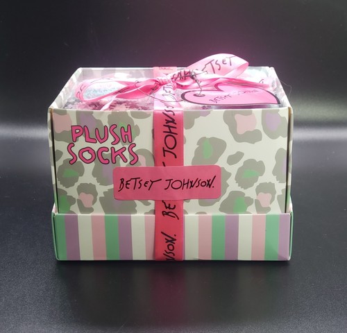 Betsey Johnson 3pc Plush Cozy Socks Sz 9-11 Gift Box Aqua Pink Purple Christmas - Picture 3 of 6