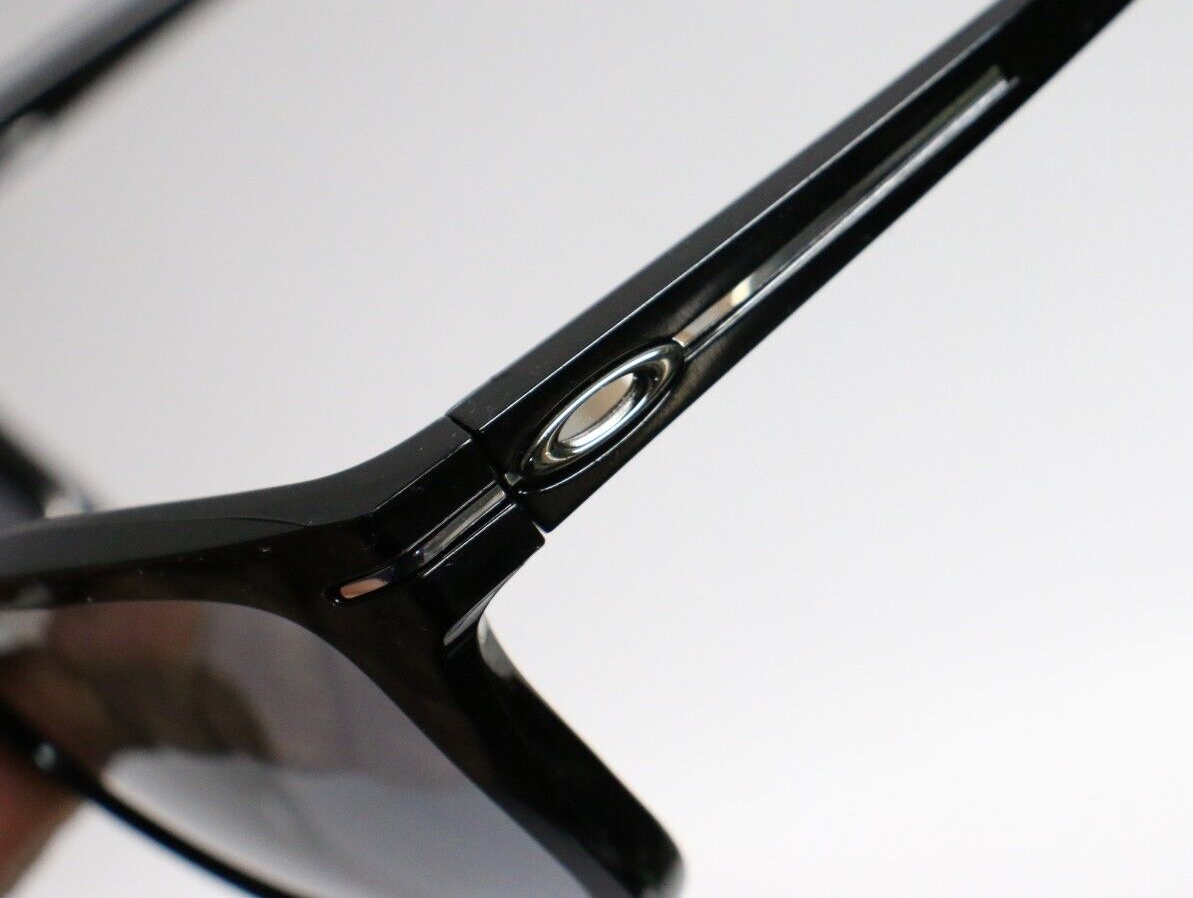 Oakley OO9232-02 Drop in Sunglasses 58/17 143 | eBay display picture 3