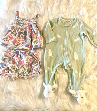 Carter  s Lot Of 2 Girl Sleeper And 2 Piece Set