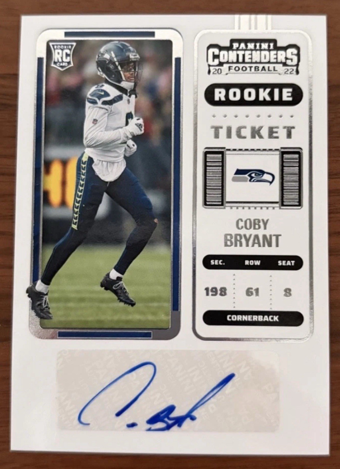 Coby Bryant 2022 Contenders Rookie Auto #203 Panini CHICAGO BEARS