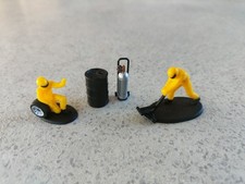 Zestaw 1/43 Pit Crew (2 figurki, lufa i butla gazowa).