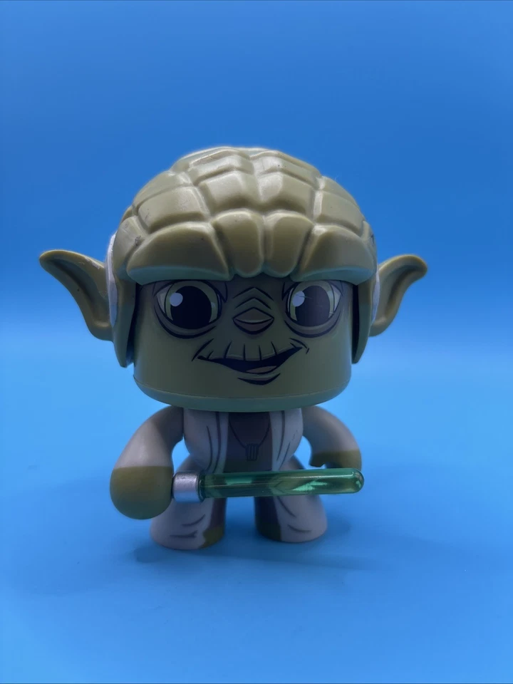 Figura Hasbro Star Wars Yoda Changing Faces Mighty Muggs Foto 3 de 4