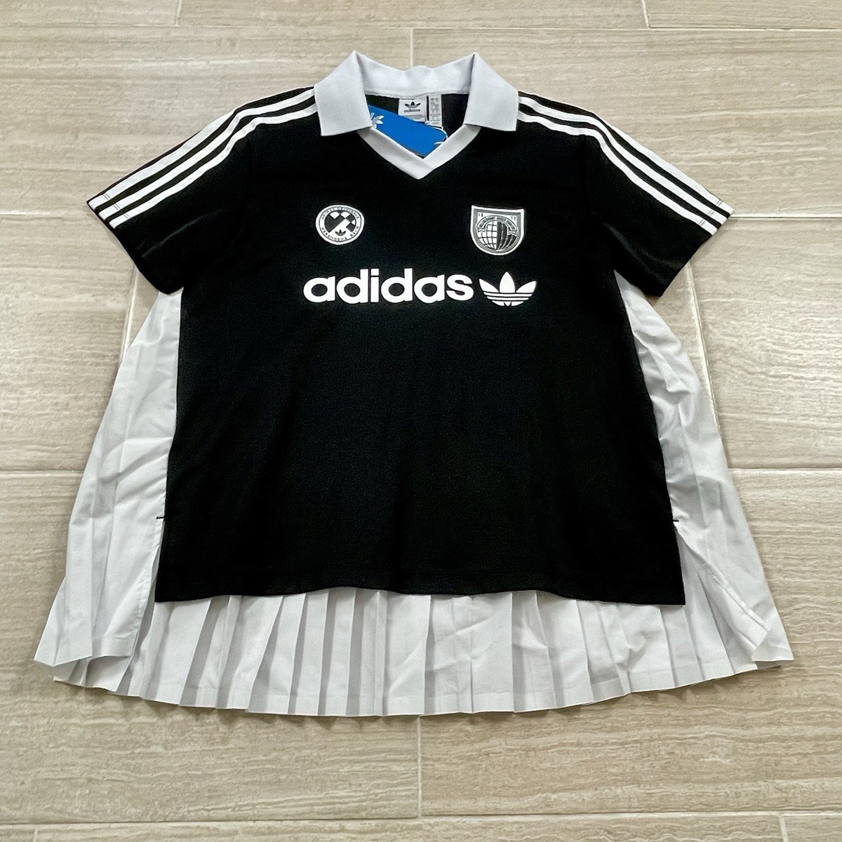 Women's Size Small adidas Originals R3CD Jersey Black White