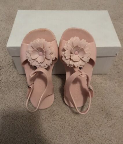 Old Navy Sz 8 Pink Flower Jelly Sandals - Picture 2 of 4