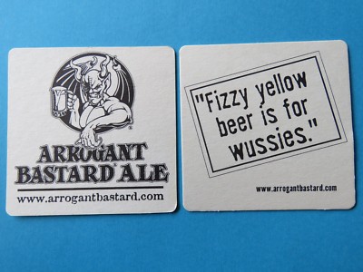 Untersetzer ~ ~ Stein Gär Co Arrogant Bastard ~ Sprudelndes Gelb Bier Ist für