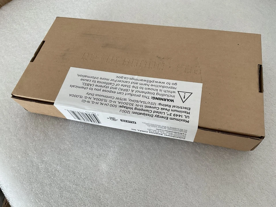 CYBERPOWER 6-OUTLET SURGE PROTECTOR WITH 12FT POWER CORD MODEL CSB6012 sealed - Image 2 of 3