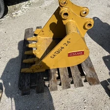 Cat 304 24 inch tooth bucket mini excavator new Caterpillar 40 mm pins