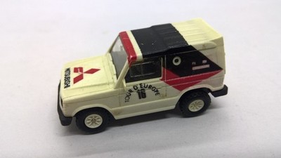 Rietze Mitsubishi Pajero SWB weiß rot schwarz Rallye Tour d´Europe Ralliart (62)