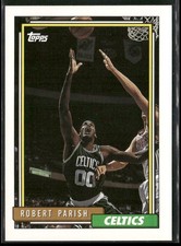 1992-93 Topps #146 Robert Parish