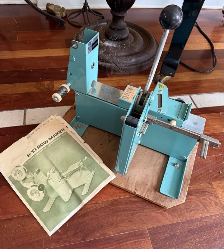 Vintage 3M Sasheen Magic Bow Maker Model S-13 With Instruction Manual