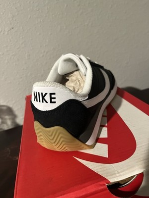 Nike Black White Gum Low Top Lace Up Suede Mesh Men display picture 1
