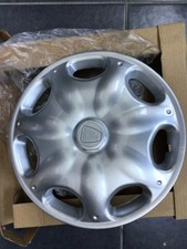 Rover Metro S 1990 on set of 4 wheel trims DTB101220MNH