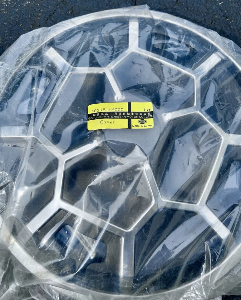 Pair Of NOS 1976-1978 OEM Nissan Datsun 13” B210 Hubcaps New Old Stock Look!!! - Image 2 of 4