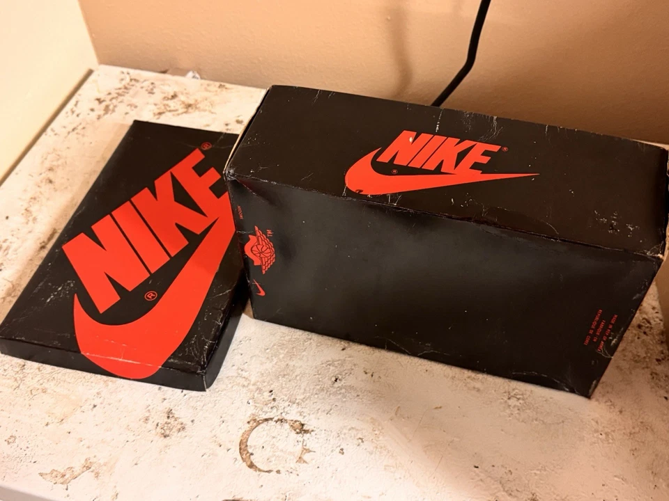复古 1985 Nike Air Jordan 1 尺码 8.5 带原装盒 ~ $2,200 最低双簧管 — 第 4/4 张图片