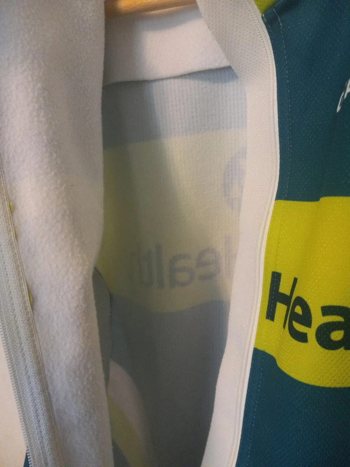 Capo Men’s Cycling Vest Full Zip Team Group Health Green Yellow Size Medium - Image 3 of 4