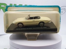 Alfa Romeo Duetto Osso 1966 Newsstand 1/43