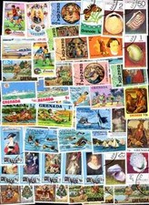 Grenade et Grenadines 300 timbres différents oblitérés