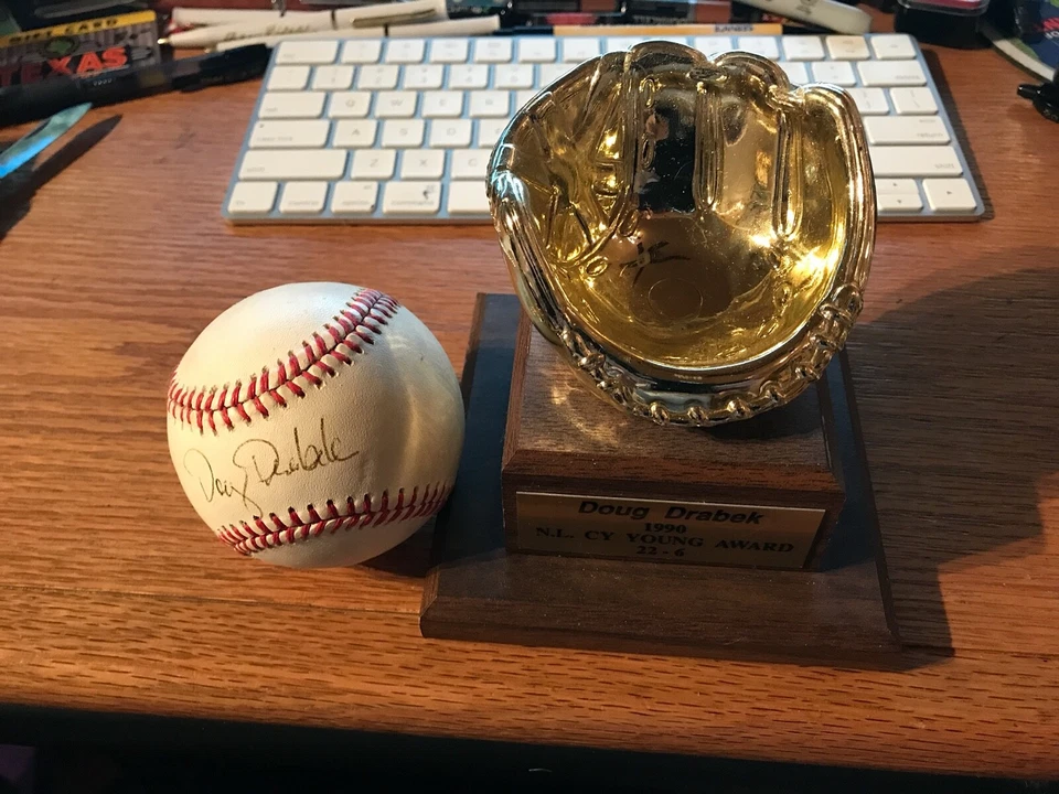 Béisbol MLB firmado por Doug Drabek con certificado de autenticidad 1990 NL Cy Young PITTSBURGH PIRATES Foto 2 de 4