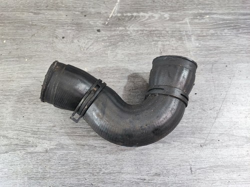 Turboschlauch Schlauch Ladeluftkühler     Vw Audi Skoda Seat      1J0145838B