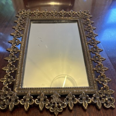 Vintage Wilton Messingguss Tischplatte Fleur de Lis Spiegel schwere Oberfläche signiert