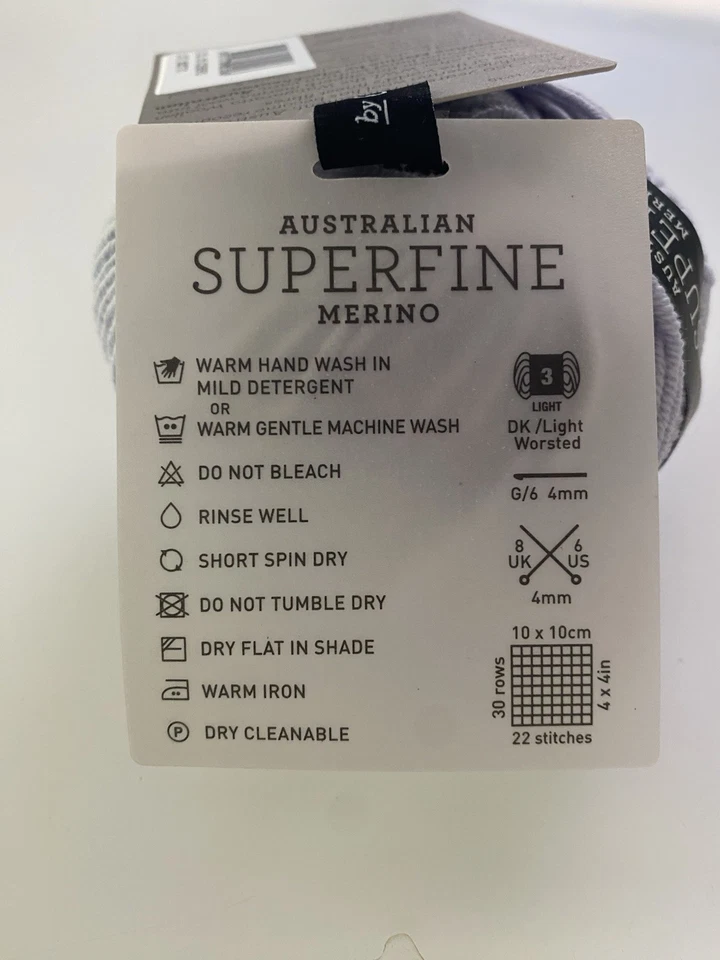 Hilo Australian Superfine Merino de Cleckheaton, Iceberg 65 g 8 capas DK/peor Foto 2 de 4