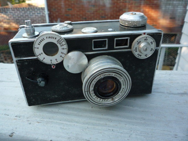 Vintage Argus C3 "The Brick" Camera w 50mm Argus Coated f/3.5 Cintar Lens