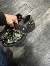 Great Condition Clogs