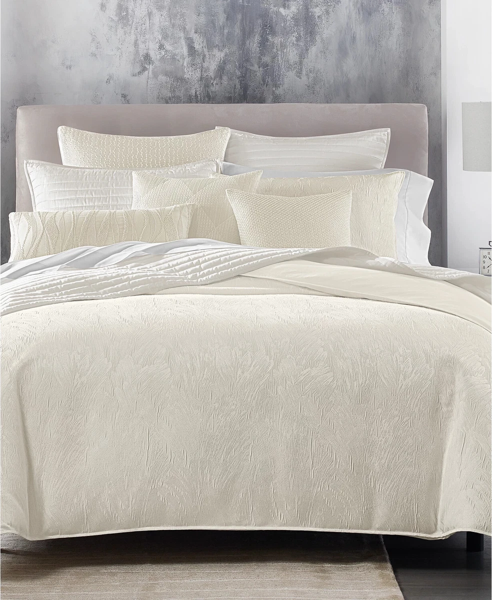 White Hotel Collection Bedding