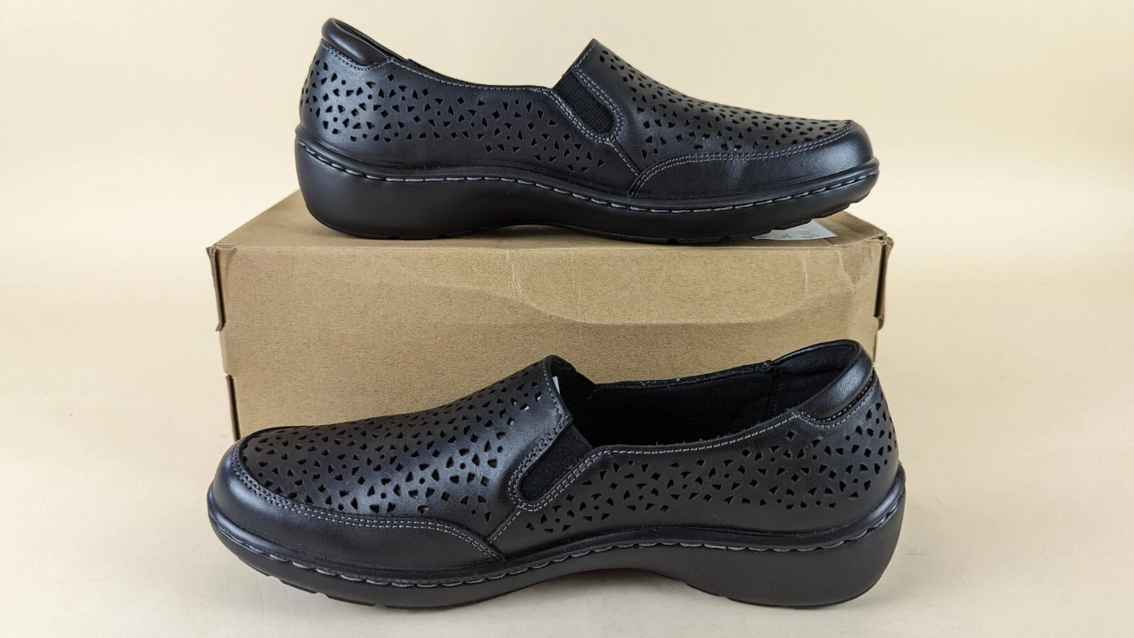 Mocassini Clarks Cora Sky donna 9 M neri in pelle perfette nuove con etichette