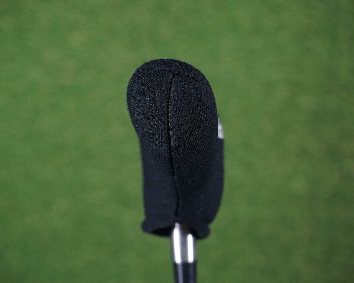 ODYSSEY　WHITE HOT PRO カバー付き Amazon.com : White Hot Pro New Odyssey OEM Magnetic Mallet