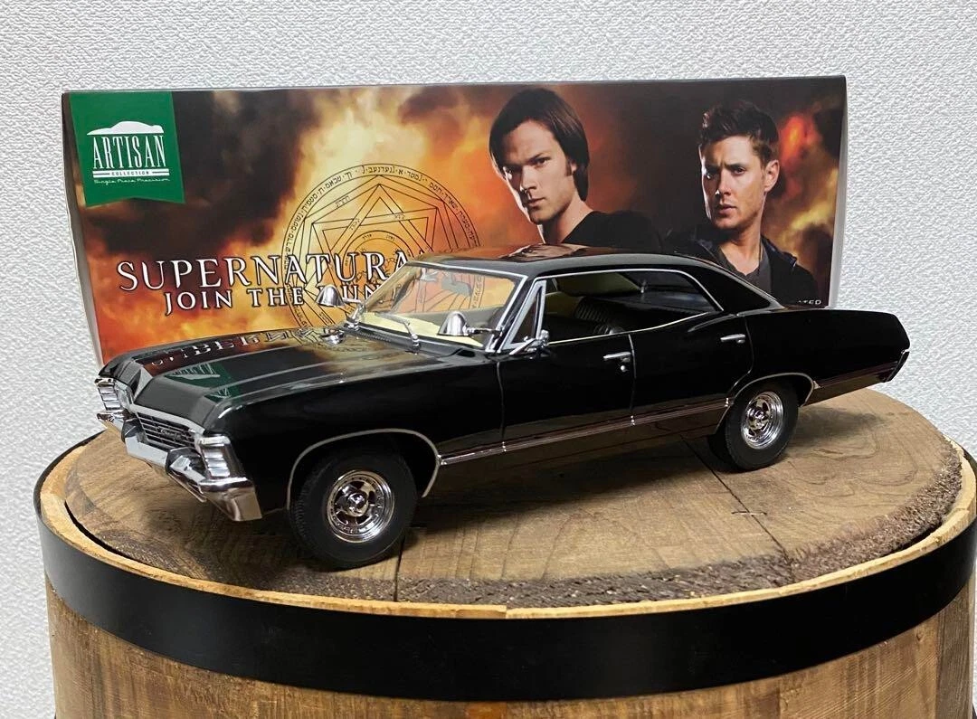 GREENLIGHT Supernatural Chevrolet Impala Sports Sedan 1967 1/18 No Figures  Used