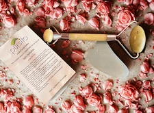 Lot of 25 Pursito Jade Rollers with Jade Stone in a Soft Velvet Bag