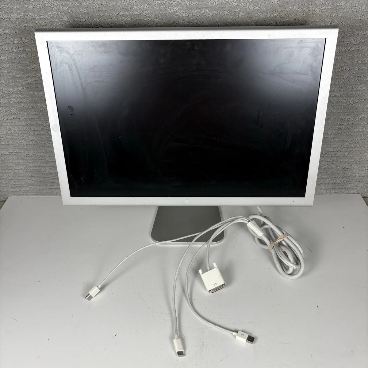 Apple Cinema Display 23 in-24.9 in Screen Computer Monitors for