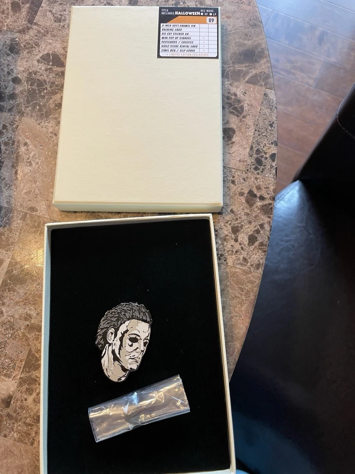 Halloween Alley Cat VHS Collection Limited Edition Box Set Number 9 - Image 3 of 4