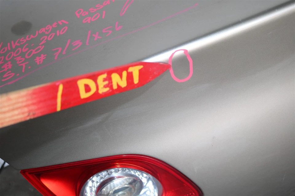 2006-2007-2008-2009-2010 VOLKSWAGEN PASSAT TRUNK LID  Foto 3 de 4