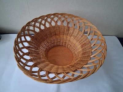 Ancienne Corbeille  Ronde en Osier  Vintage Diamètre 34 Cm - Photo 1/4